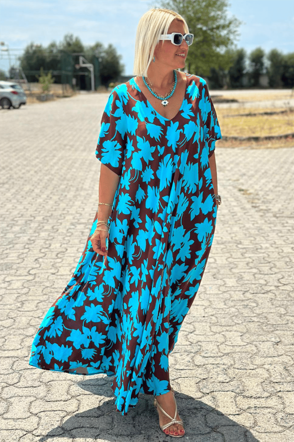 Casual Floral Maxi Dress with V-Neck